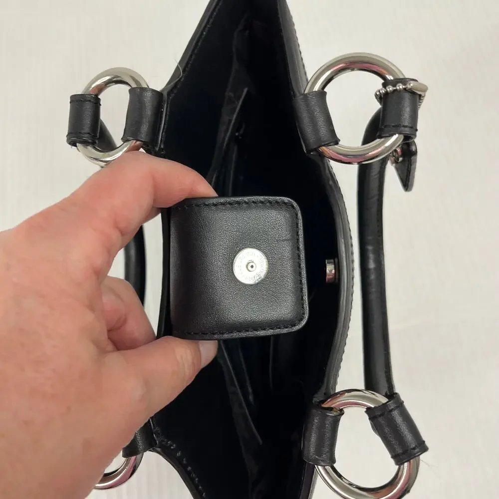 BOLZANO Bucket Bag Black Signature Purse Quiet Luxury Small Old Money Timeless